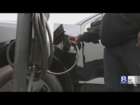 New York&#039;s EV mandate sparks concern among highway workers, lawmakers
