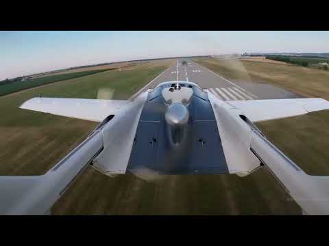 American Inventor Builds First Certified Car to Fly in the US