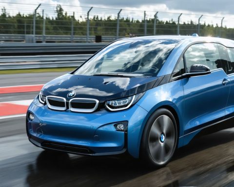 BMW Revamps EV Game: Why Solid-State Batteries Are on Hold BMW Revamps EV Game: Why Solid-State Batteries Are on Hold