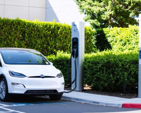 Bay Area College Campuses Charge into the Future with Growing Electric Vehicle Infrastructure Bay Area College Campuses Charge into the Future with Growing Electric Vehicle Infrastructure