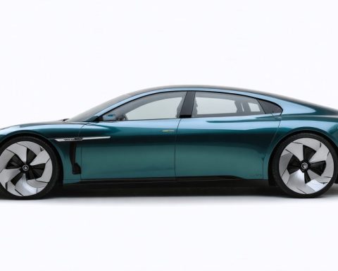 This Could Be Lucid’s Moment: A Game-Changer in the Luxury EV Market? This Could Be Lucid’s Moment: A Game-Changer in the Luxury EV Market?