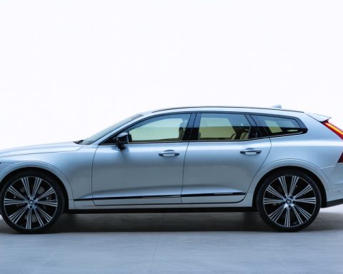 Electrify Your Drive: Unveiling Volvo’s Powerful ES90 EV